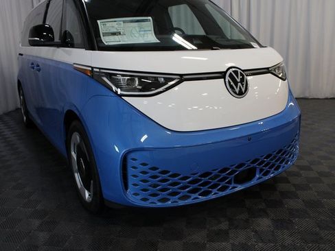 New 2025 Volkswagen ID. Buzz Pro S Plus image 33