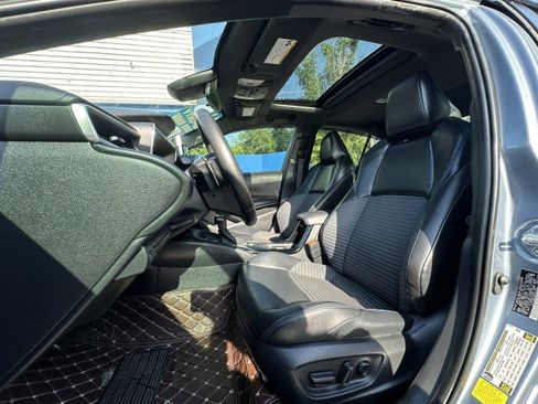 Used 2021 Toyota Corolla XSE image 13