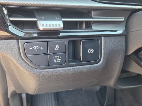 Used 2026 Kia Sportage LX FWD image 28