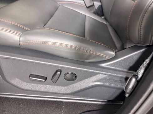 Used 2025 Ford Expedition Active AWD/4WD image 19