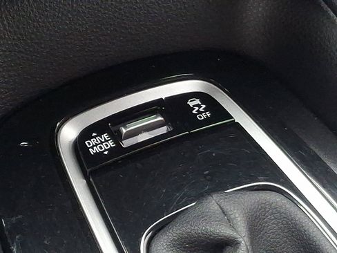 Used 2023 Toyota Corolla SE image 25