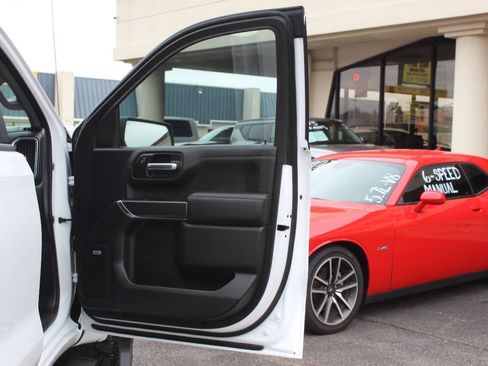 Used 2019 Chevrolet Silverado 1500 RST RWD image 12
