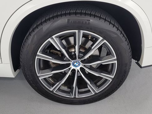 Used 2022 BMW X5 xDrive45e w/ M Sport Package image 13