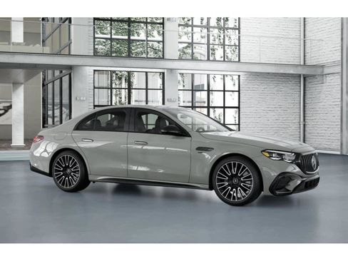 New 2026 Mercedes-Benz E 53 AMG e 4MATIC Sedan image 12