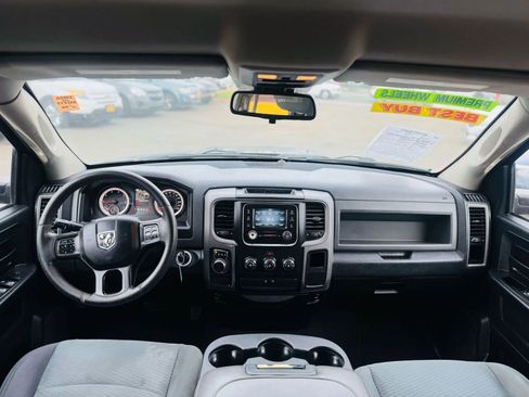 Used 2016 RAM 1500 Express image 17