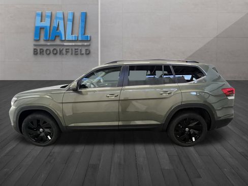 New 2026 Volkswagen Atlas SE image 2