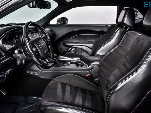 Used 2019 Dodge Challenger GT w/ Plus Package image 16