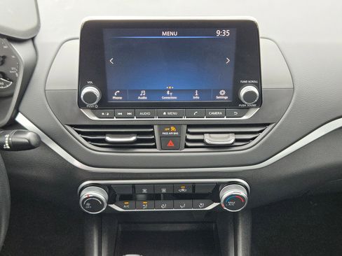 Certified 2025 Nissan Altima 2.5 S image 16