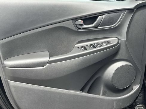 Certified 2023 Hyundai Kona SEL AWD/4WD image 23