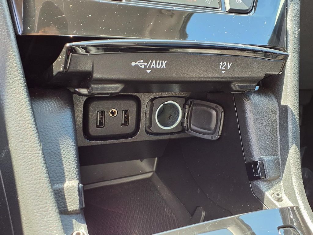 Certified 2021 Buick Encore Preferred FWD image 8