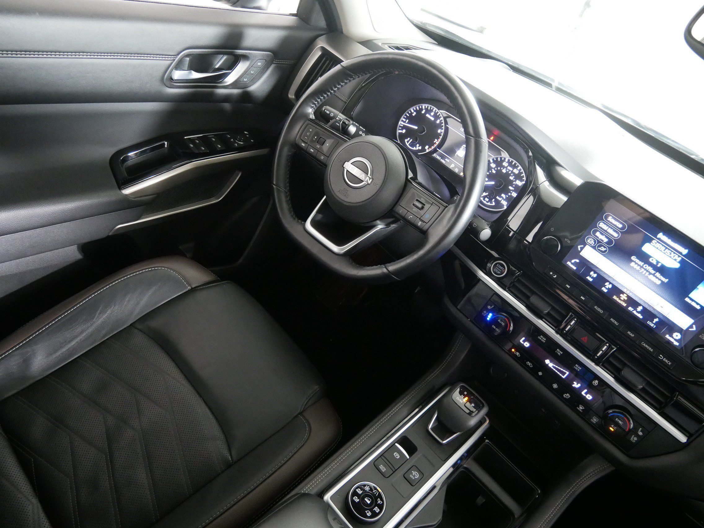 Used 2022 Nissan Pathfinder Platinum w/ Cargo Package AWD/4WD image 9