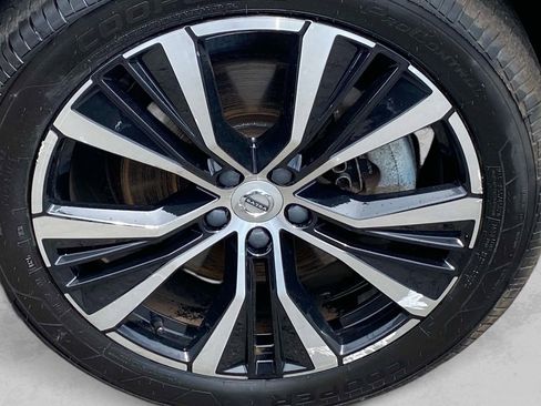 Used 2023 Volvo XC60 T8 Plus AWD/4WD image 25