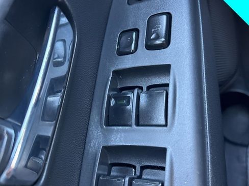 Used 2022 Mitsubishi Outlander Sport LE FWD image 30