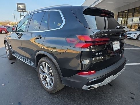 Used 2025 BMW X5 sDrive40i image 3