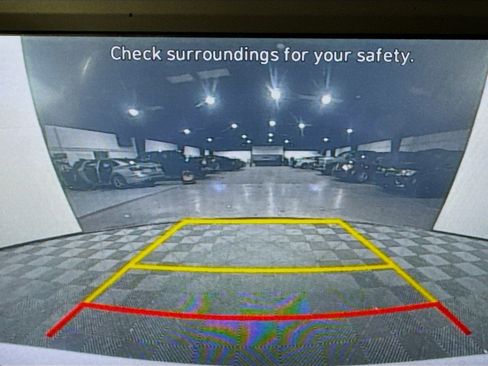 Used 2021 Hyundai Elantra SEL w/ Cargo Package image 18