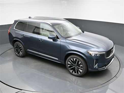 New 2026 Volvo XC90 B6 Ultra image 45