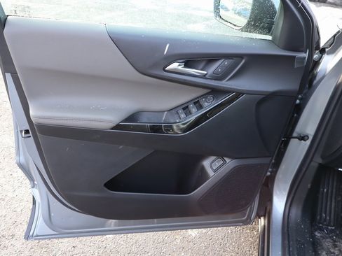 New 2026 Chevrolet Equinox LT w/ Convenience Package II image 4