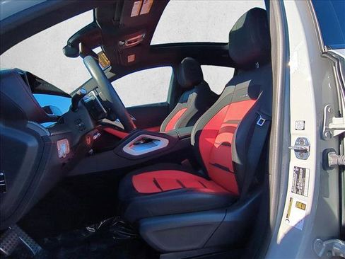 Certified 2024 Mercedes-Benz GLE 63 AMG S image 17