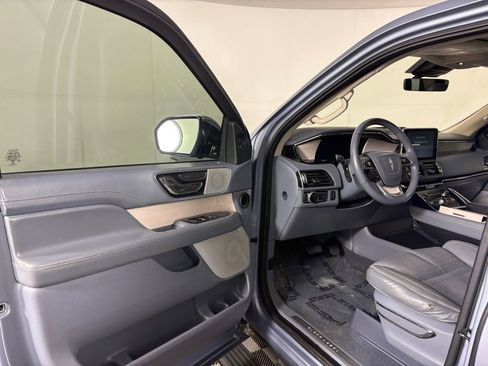Used 2018 Lincoln Navigator Black Label w/ Cargo Package image 12