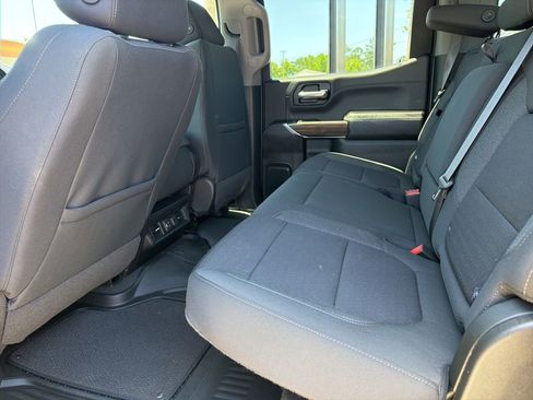 Used 2022 Chevrolet Silverado 1500 RST w/ Redline Edition AWD/4WD image 10