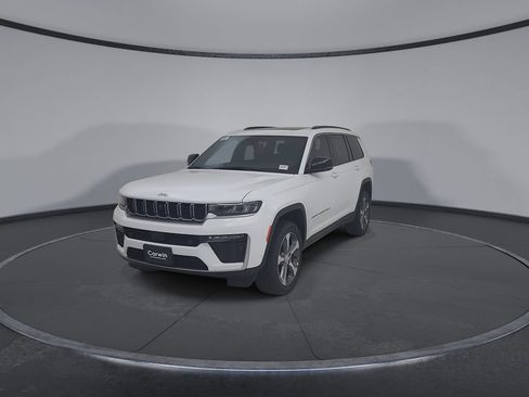 New 2026 Jeep Grand Cherokee L Limited w/ Luxury Tech Group II AWD/4WD image 6