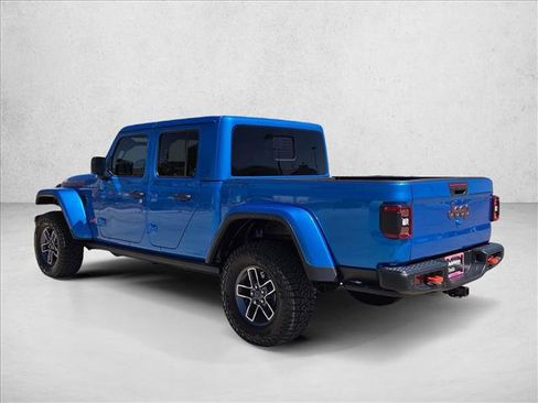 Used 2024 Jeep Gladiator Mojave AWD/4WD image 8