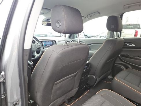 Certified 2023 GMC Acadia AT4 image 21