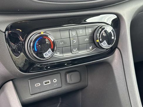 Used 2023 Buick Encore GX Preferred w/ Cold Weather Comfort Package AWD/4WD image 21