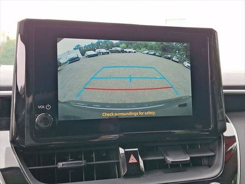 Used 2023 Toyota Corolla LE FWD image 22