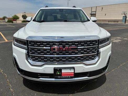 Used 2023 GMC Acadia Denali w/ Denali Ultimate Package FWD image 9