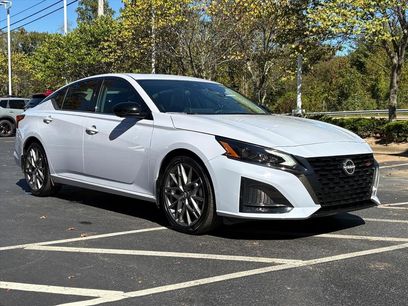 Used 2024 Nissan Altima 2.0 SR