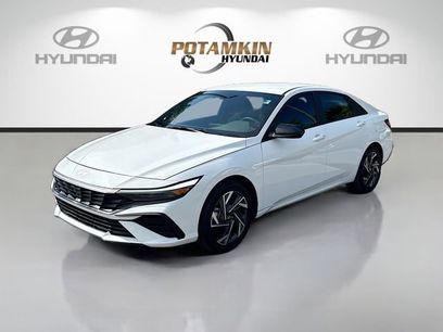 Certified 2025 Hyundai Elantra SEL