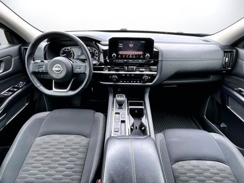 Used 2022 Nissan Pathfinder SV image 13