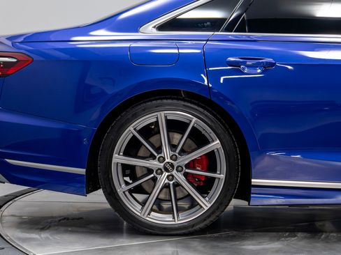 Used 2023 Audi S8 4.0T quattro image 17