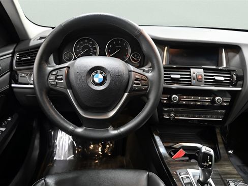Used 2017 BMW X3 xDrive28i image 9