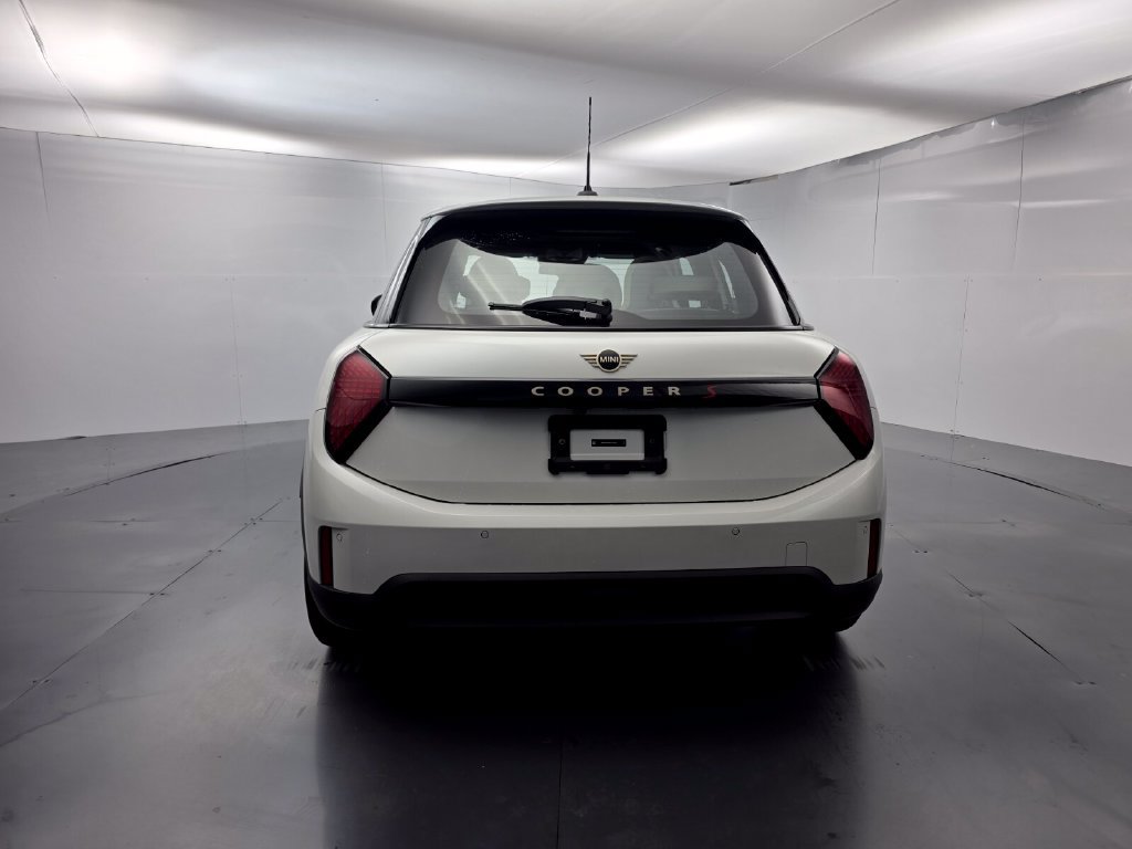 Used 2026 MINI Cooper S FWD image 5