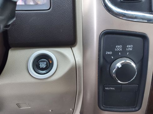 Used 2018 RAM 2500 Longhorn image 25