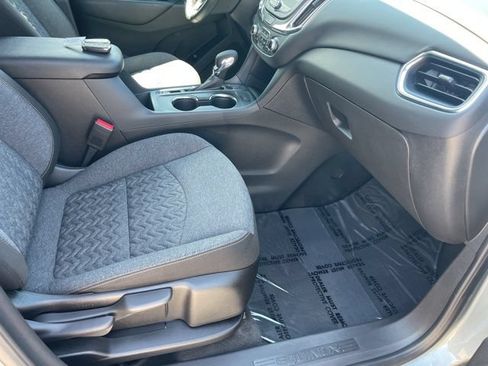 Used 2023 Chevrolet Equinox LT FWD image 37