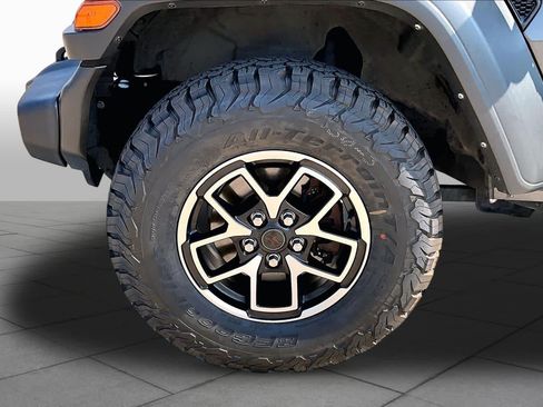 Used 2023 Jeep Wrangler Unlimited Sport AWD/4WD image 9