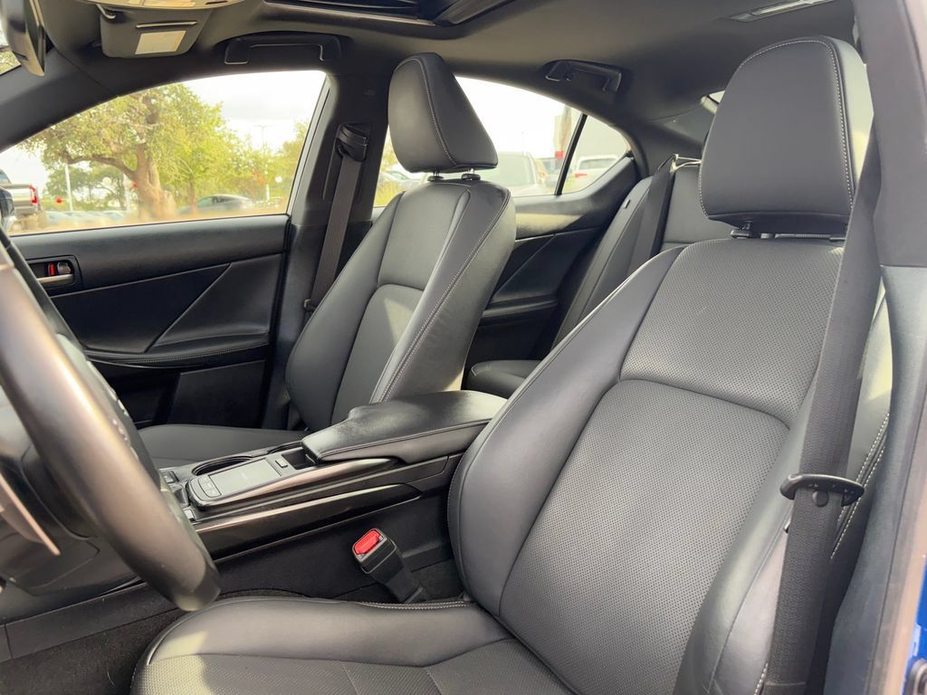 Used 2025 Lexus IS 350 F Sport w/ Accessory Package 2 RWD image 10