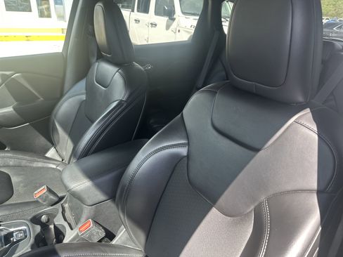 Used 2019 Jeep Cherokee Latitude Plus image 15