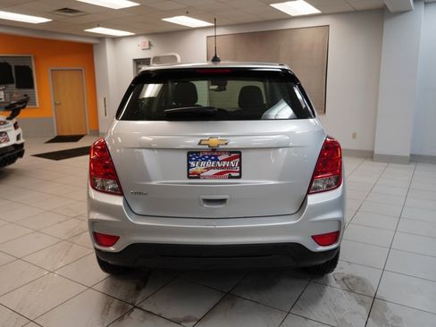 Used 2021 Chevrolet Trax LS image 8