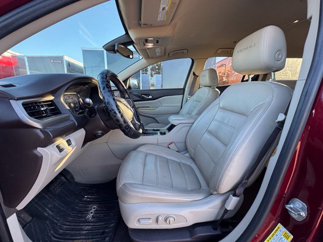 Used 2017 GMC Acadia Denali w/ Technology Package AWD/4WD image 9