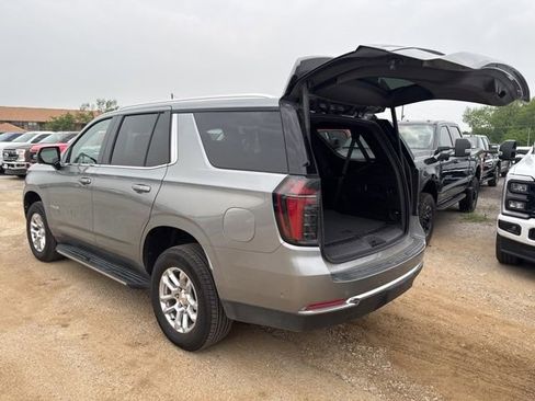 Used 2025 Chevrolet Tahoe LT AWD/4WD image 4