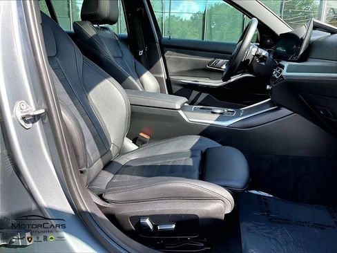 Used 2023 BMW M340i RWD image 8