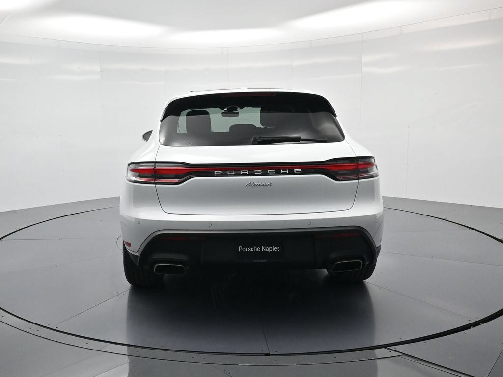 Certified 2026 Porsche Macan AWD/4WD image 29