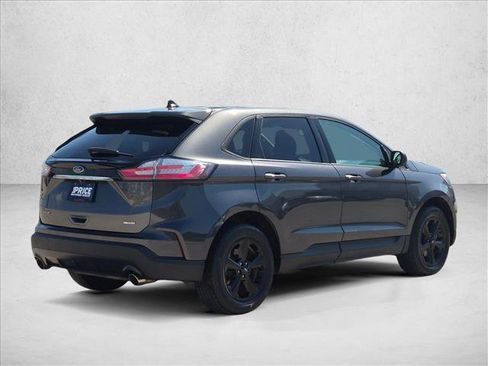 Used 2019 Ford Edge SE FWD image 5