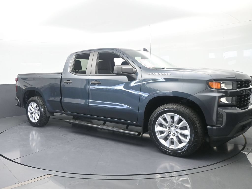Used 2019 Chevrolet Silverado 1500 Custom w/ Custom Value Package RWD image 8