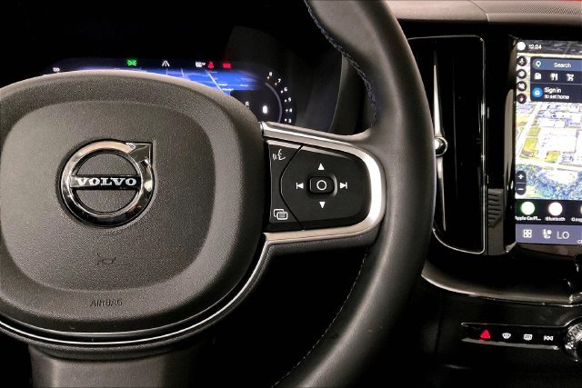 Certified 2025 Volvo XC60 B5 Core w/ Climate Package AWD/4WD image 22