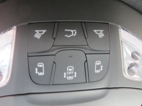 New 2026 Chrysler Pacifica Select image 13